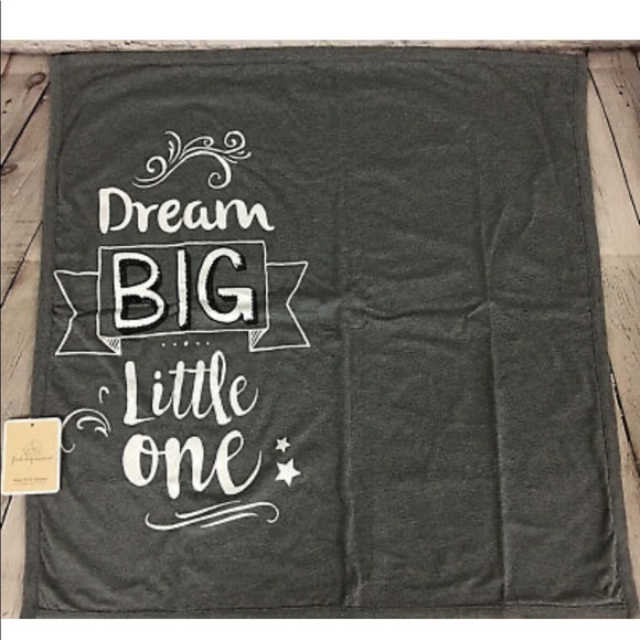 2pcs!First impressions blanket! Brand new! - Picture 3 of 7